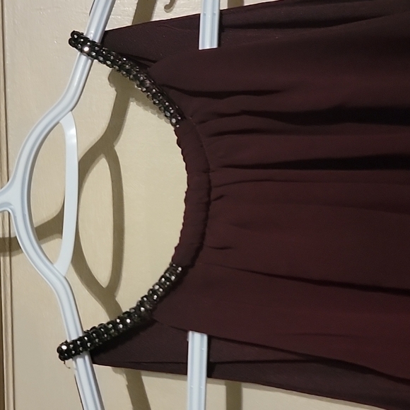 SLNY Fig Burgundy Dress Size 8 Chiffon Woman's Sheath Dressy r27 - Picture 6 of 12